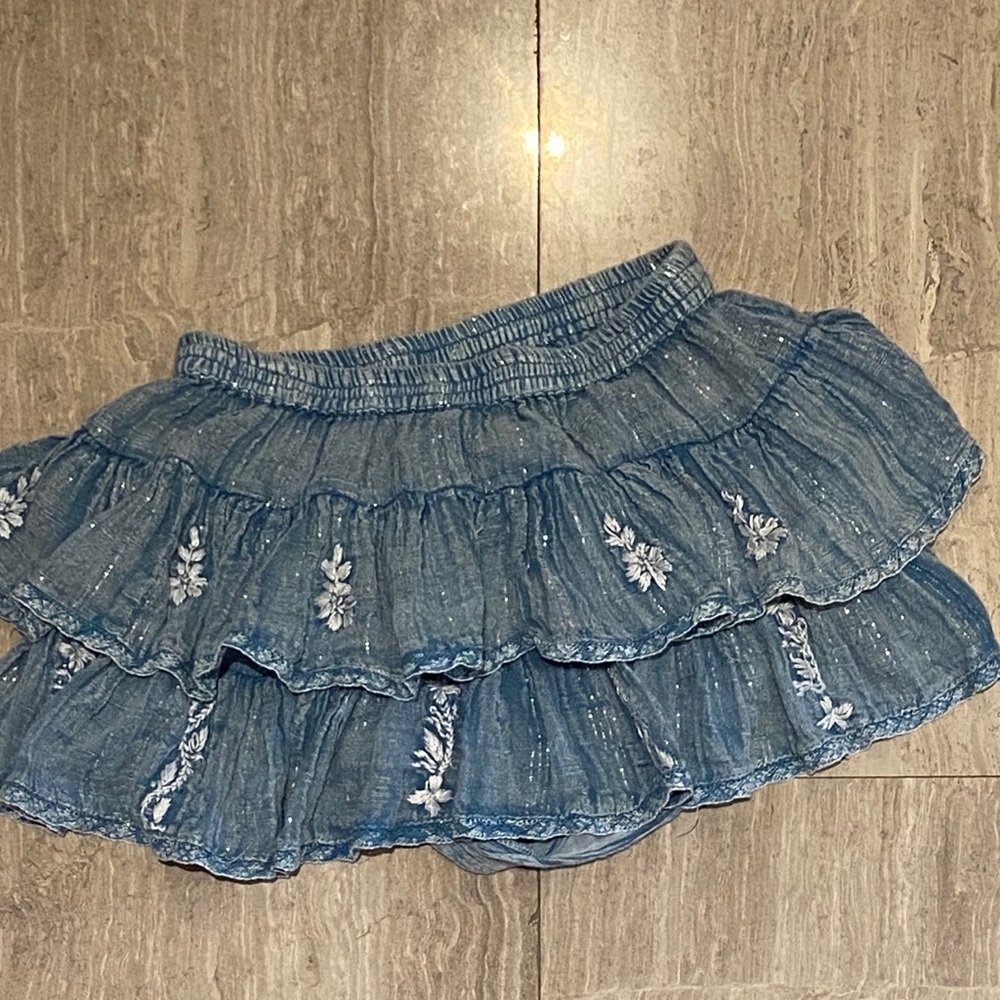 mini ruffle skirt